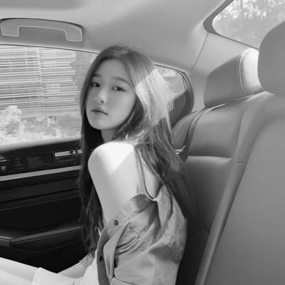 闺蜜头像四人真人女黑白