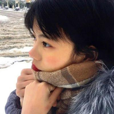 超火的温柔高清女生头像图片