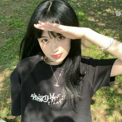青春活力女生头像图片