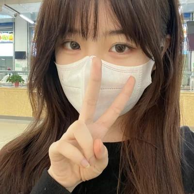 青春活力女生头像图片