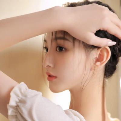 简约女生头像 优雅有品位