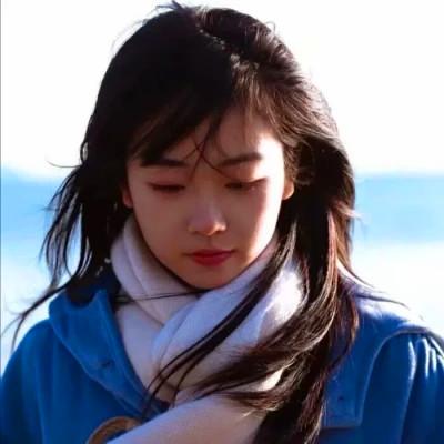 超火的温柔高清女生头像图片