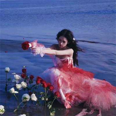 氛围感女生头像鲜花唯美 氛围感满满