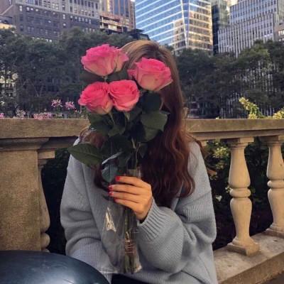 网恋真人头像女生现实,一看就迷上了