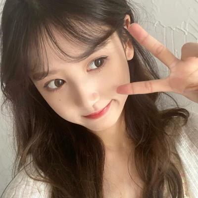 青春活力女生头像图片
