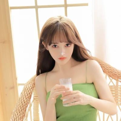 简约女生头像 优雅有品位