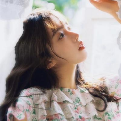 森系文艺女生头像高清