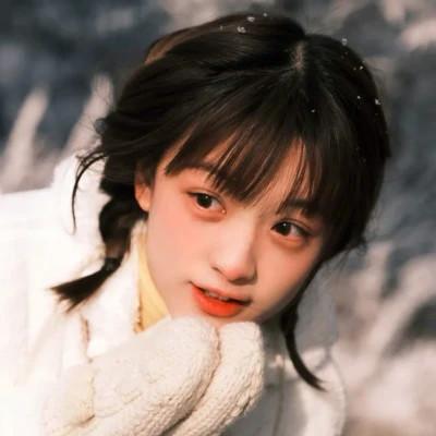 超火的温柔高清女生头像图片