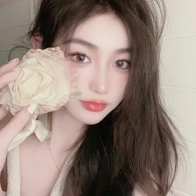 颜值爆表好看又酷的头像女生图片