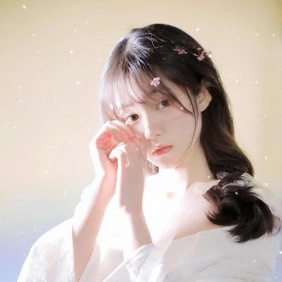 简约女生头像 优雅有品位