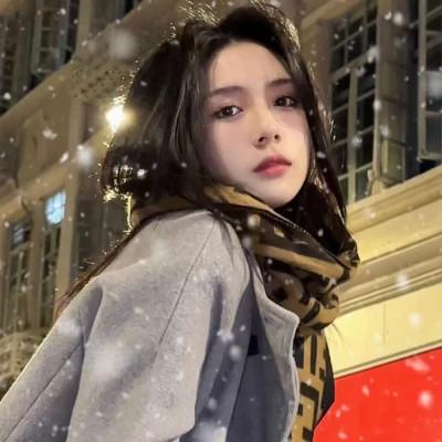 真人美女照片唯美头像