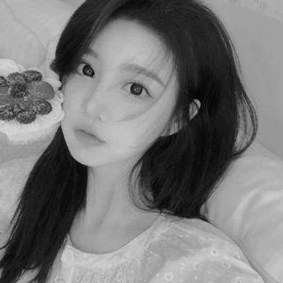 高质量真人黑白女头