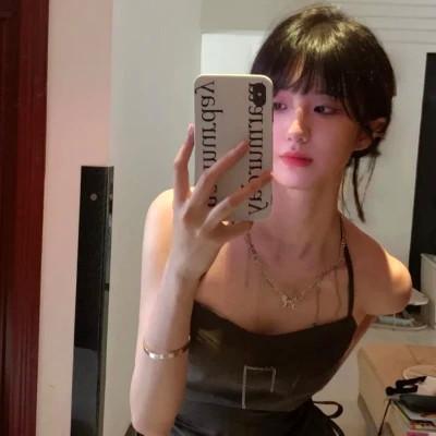 高级氛围感的微信女生头像图片