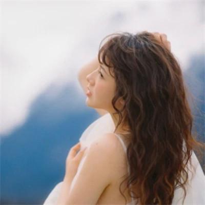 森系文艺女生头像高清