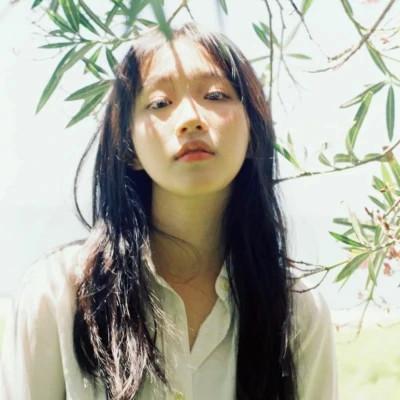 高级氛围感的微信女生头像图片