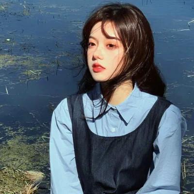 超火的温柔高清女生头像图片