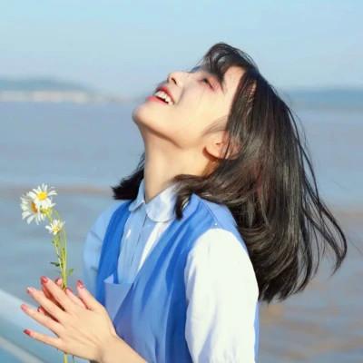 超火的温柔高清女生头像图片
