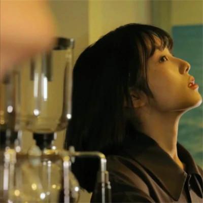 超火的温柔高清女生头像图片