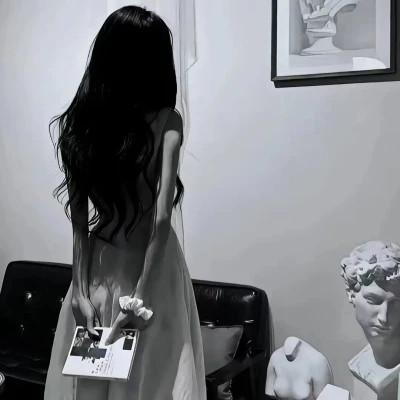 高级女生头像图片