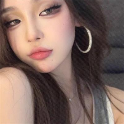 女生好看时尚的头像图片