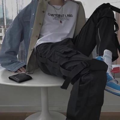 男生可盐可甜微信头像