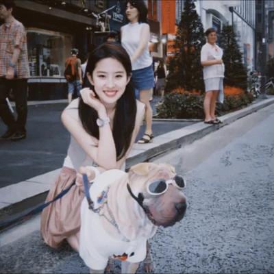 胶片女头像真人高清图片