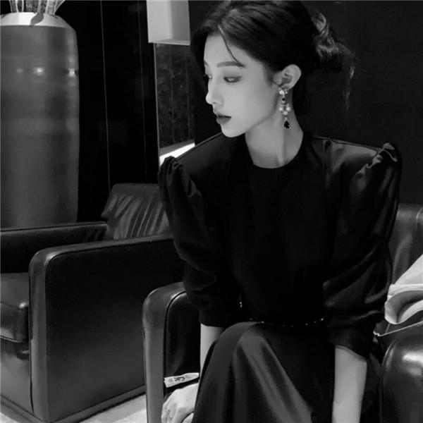 黑色高级感女生头像 高清好看的黑色系冷艳高贵女生头像图片