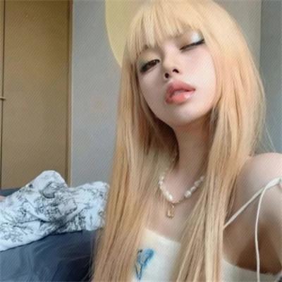 女生好看时尚的头像图片