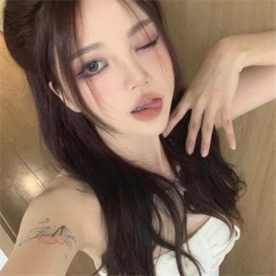 女生好看时尚的头像图片