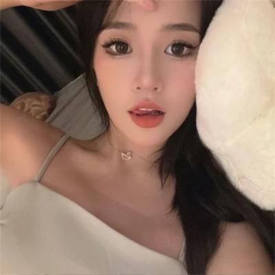 女生好看时尚的头像图片