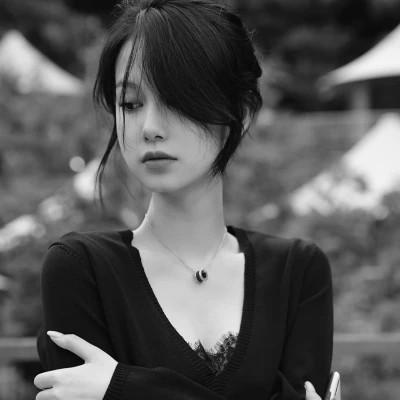 稀有单人头像女生真人,值得收藏