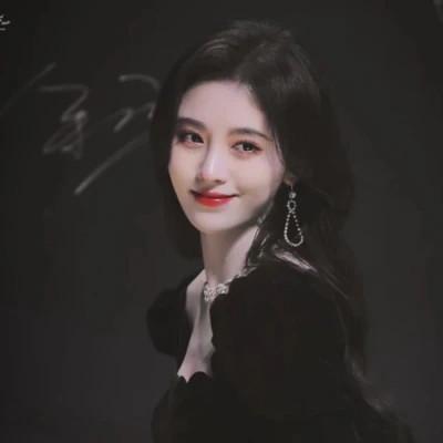 稀有单人头像女生真人,值得收藏