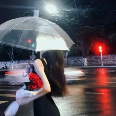 女头像真人图片背影