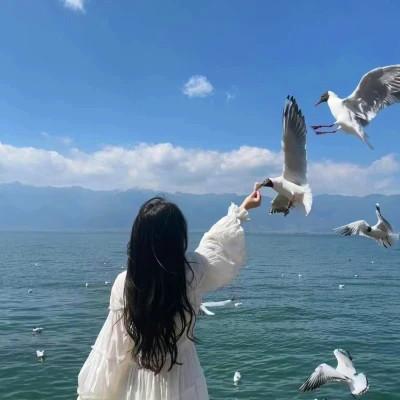 女头像真人图片背影