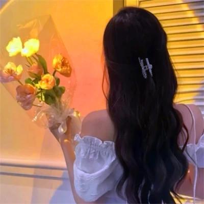 女头像真人图片背影