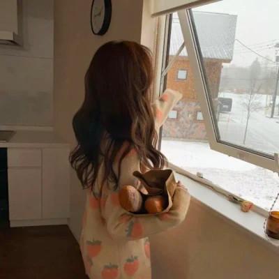 女头像真人图片背影
