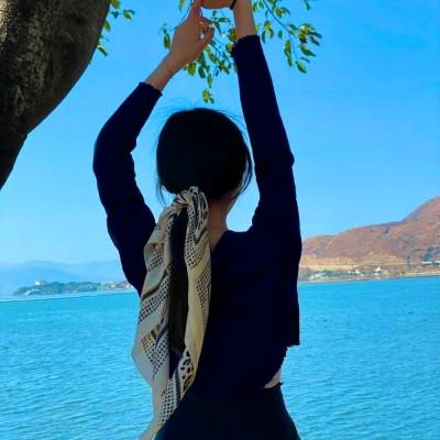 女头像真人图片背影