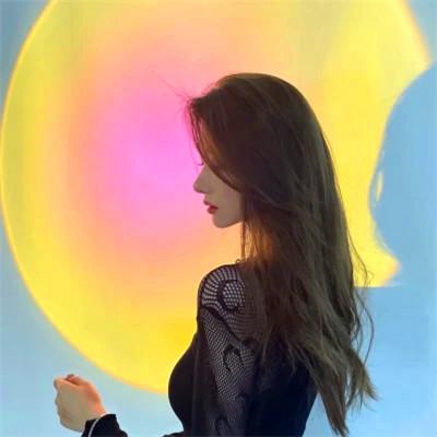 女头像真人图片背影