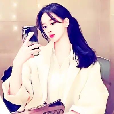 情侣头像男女一左一右配对超火图片