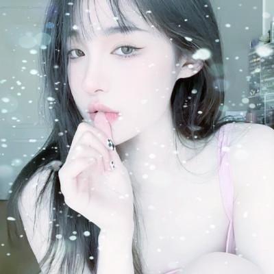 冰雪系少女头像 高清雪花飘落的女生头像图片