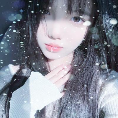 冰雪系少女头像 高清雪花飘落的女生头像图片