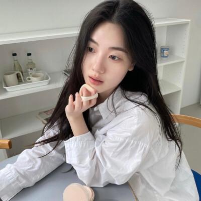可盐可甜的女生头像真人照片