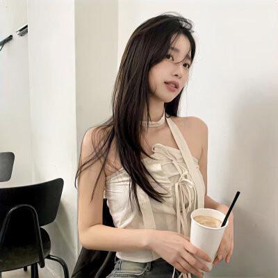 可盐可甜的女生头像真人照片