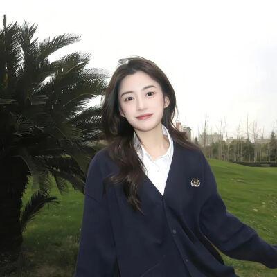 可盐可甜的女生头像真人照片