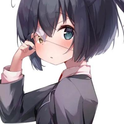值得长期不换的动漫女生头像