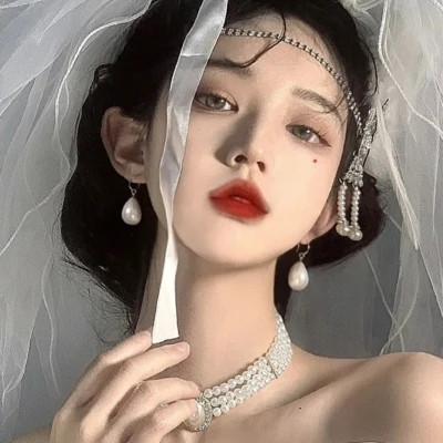 单人婚纱头像女 绝美的婚纱单人头像图片