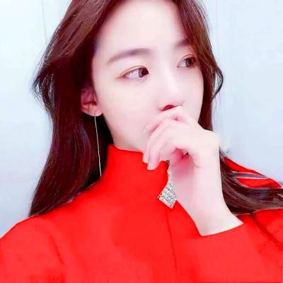 cp头像真人情侣一左一右 想要和你恋爱