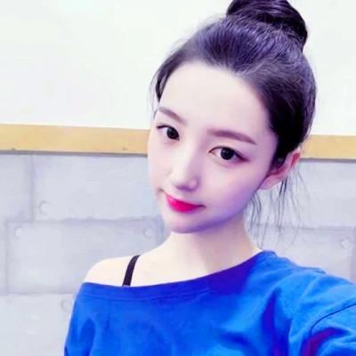 cp头像真人情侣一左一右 想要和你恋爱