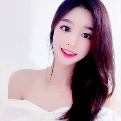 cp头像真人情侣一左一右 想要和你恋爱