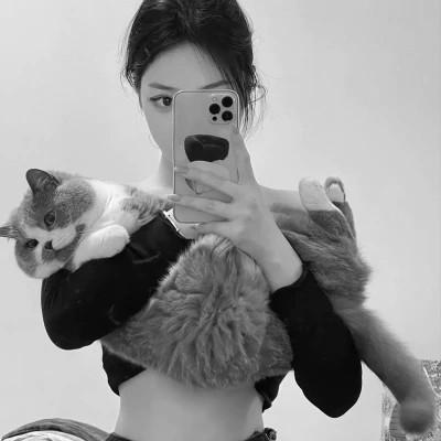 女生头像高级小众高冷黑白